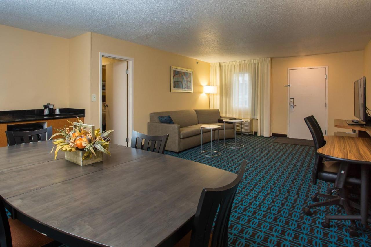 Fairfield Inn Boston Dedham Dış mekan fotoğraf